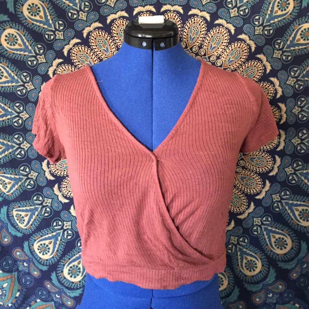 Cropped tee